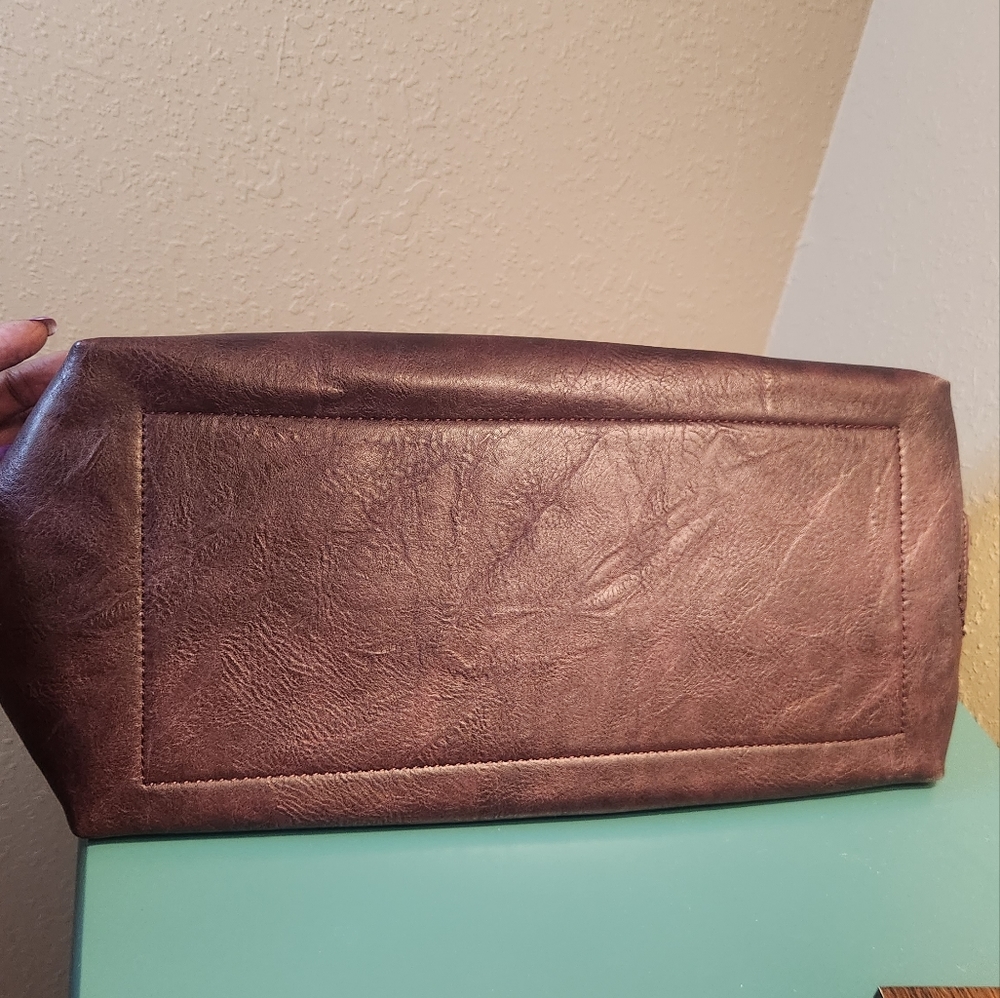 CM Fashion Purple purse with maroon interior. New without tag. - Picture 3 of 7